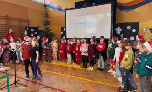 Zdjęcie do Świąteczne karaoke w SP6
