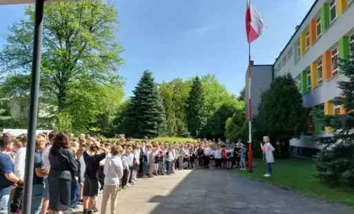 Hymn przy fladze Polski